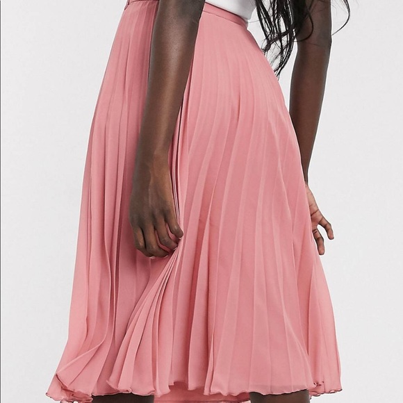 Pleated midi skirt in pink - Picture 2 of 2